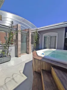 Casa com 3 Quartos à venda, 143m² no Canto, Florianópolis