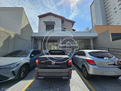 Imóvel Comercial com 3 Quartos para alugar, 10m² no Centro, Marília