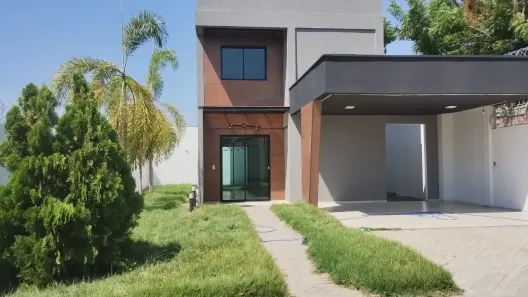 Sobrado com 4 Quartos à venda, 255m² no Parque Piauí I, Timon