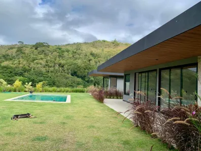 Casa com 4 Quartos à venda, 355m² no Pedro do Rio, Petrópolis