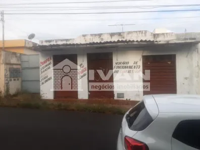 Ponto Comercial à venda, 180m² no Fundinho, Uberlândia
