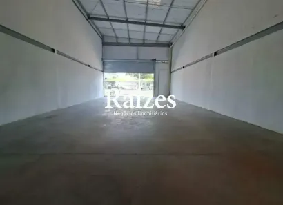 Galpão/Depósito/Armazém para alugar, 200m² no Segismundo Pereira, Uberlândia
