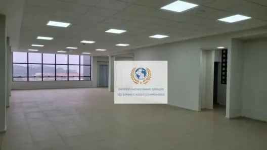 Sala Comercial para alugar, 290m² no Centro, Campinas