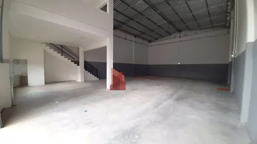 Galpão/Depósito/Armazém para alugar, 331m² no Cordeiros, Itajaí