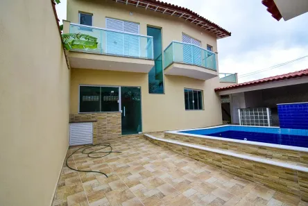 Sobrado com 2 Quartos à venda, 120m² no Centro, Peruíbe