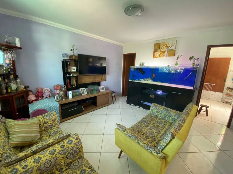 Casa com 4 quartos — Manacás, Belo Horizonte