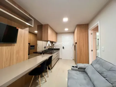 Apartamento com 1 Quarto para alugar, 27m² no Centro, Curitiba