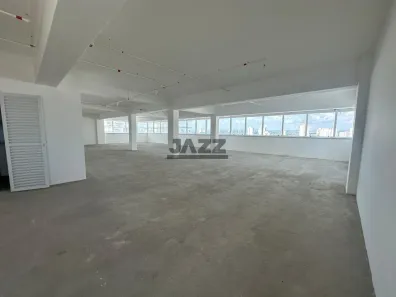 Sala Comercial para alugar, 250m² no Jardim São Dimas, São José dos Campos