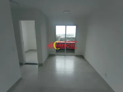 Apartamento com 2 Quartos para alugar, 42m² no Vila Galvão, Guarulhos