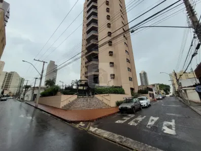 Apartamento com 3 Quartos para alugar, 300m² no Fundinho, Uberlândia
