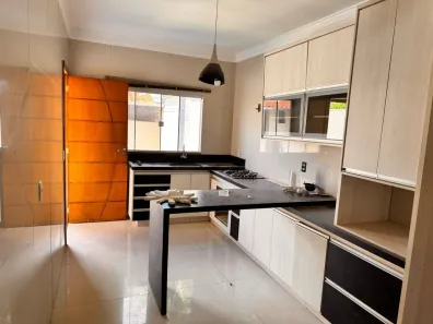 Casa com 3 Quartos à venda, 180m² no Jardim Helvécia, Aparecida de Goiânia