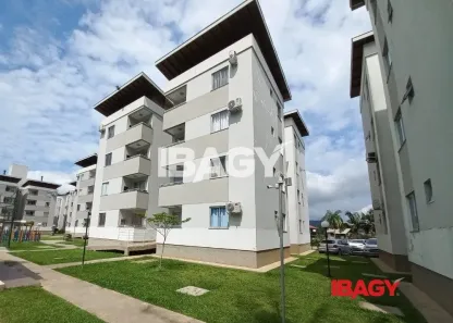 Apartamento com 2 Quartos para alugar, 51m² no Prado, Biguaçu