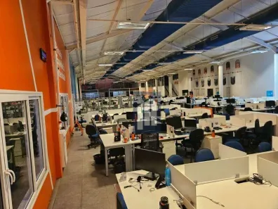Prédio Comercial para alugar, 2900m² no Várzea da Barra Funda, São Paulo