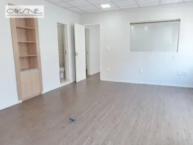 Sala Comercial para alugar, 103m² no República, São Paulo