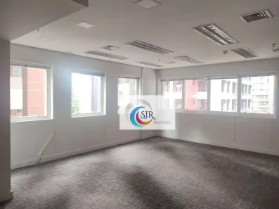 Sala Comercial para alugar, 120m² no Vila Olímpia, São Paulo