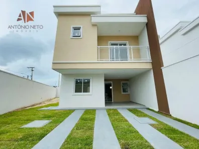 Casa de Condomínio com 4 Quartos à venda, 127m² no Centro, Eusébio