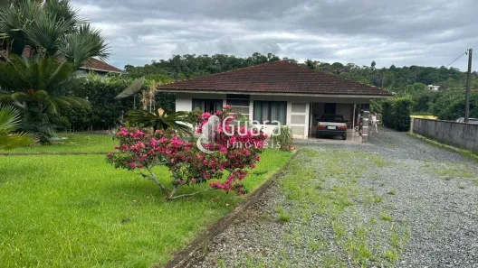 Casa com 3 Quartos à venda, 210m² no Rio Branco, Guaramirim