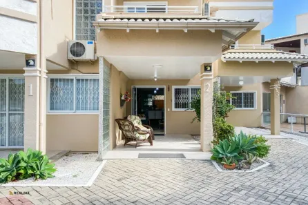 Casa de Condomínio com 3 Quartos à venda, 99m² no , Governador Celso Ramos