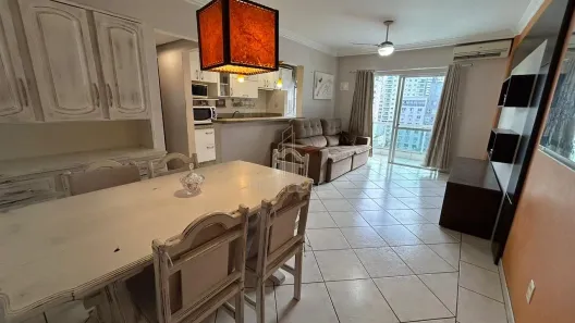 Apartamento com 2 Quartos para alugar, 80m² no Centro, Balneário Camboriú