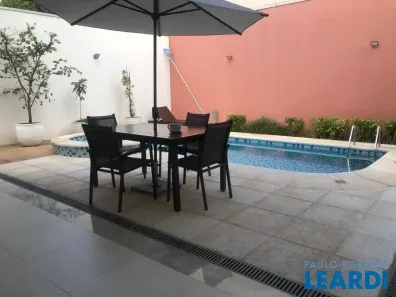 Sobrado com 5 Quartos para alugar, 515m² no Alphaville, Santana de Parnaíba