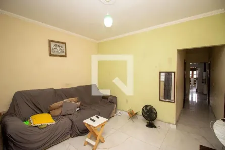 Casa com 4 Quartos à venda, 360m² no Bom Jesus, Contagem