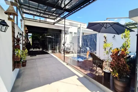 Casa com 3 Quartos à venda, 192m² no Barra do Saí, Itapoá