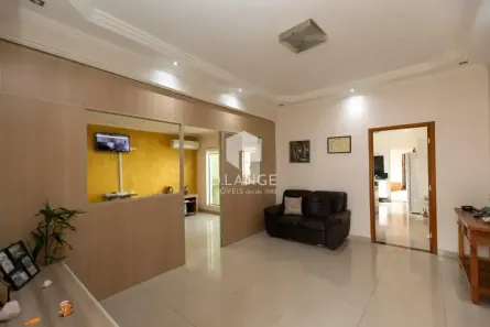 Casa com 3 Quartos para alugar, 250m² no Jardim Chapadão, Campinas