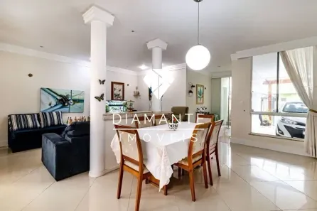 Casa com 5 Quartos à venda, 180m² no Hípica, Porto Alegre