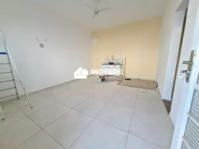 Casa com 1 Quarto para alugar, 35m² no Vila Santana, Sorocaba