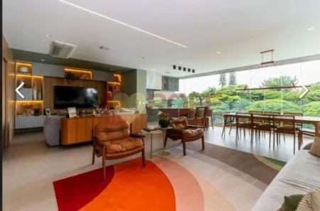 Apartamento com 3 Quartos à venda, 190m² no Moema, São Paulo