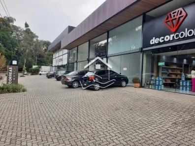 Ponto Comercial para alugar, 55m² no Corrêas, Petrópolis