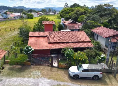 Casa com 4 Quartos à venda, 140m² no Araçatuba, Imbituba