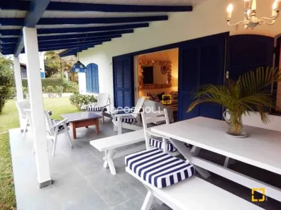 Casa de Condomínio com 3 Quartos à venda, 160m² no Ponta das Canas, Florianópolis