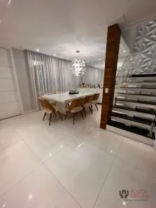 Casa de Condomínio com 4 Quartos à venda, 333m² no Taquara, Rio de Janeiro