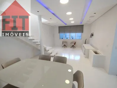 Sobrado com 3 Quartos para alugar, 237m² no Mirandópolis, São Paulo