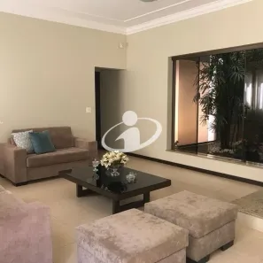 Casa com 3 Quartos à venda, 262m² no Jardim Karaíba, Uberlândia