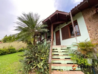 Casa com 2 Quartos para alugar, 186m² no Guarani, Novo Hamburgo