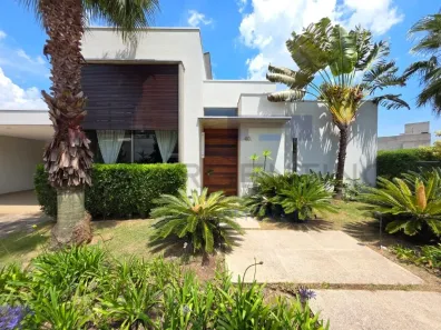 Casa de Condomínio com 3 Quartos à venda, 580m² no Fazenda Rodeio, Mogi das Cruzes
