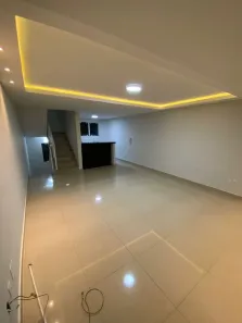 Casa com 2 Quartos à venda, 10m² no Glória, Macaé