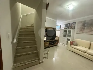 Casa com 3 Quartos para alugar, 139m² no Jardim Vivan, São Paulo