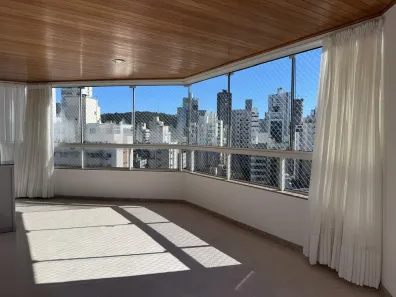 Apartamento com 3 Quartos à venda, 120m² no Centro, Balneário Camboriú