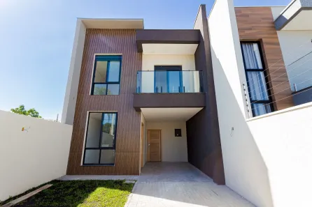 Sobrado com 3 Quartos à venda, 133m² no Jardim Amélia, Pinhais