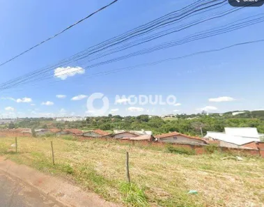 Lote/Terreno à venda, 750m² no Jardim Patrícia, Uberlândia