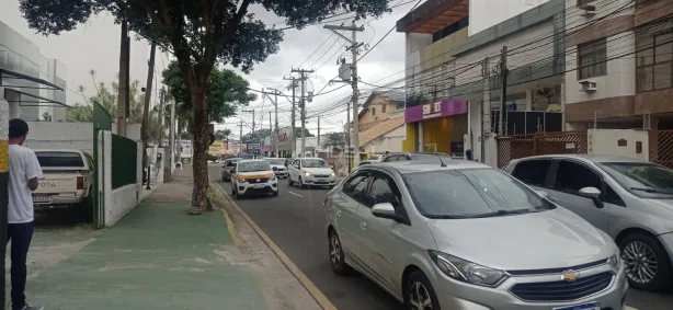 Sala Comercial para alugar, 200m² no Centro, Campos dos Goytacazes