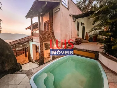 Casa com 2 Quartos à venda, 260m² no Piratininga, Niterói