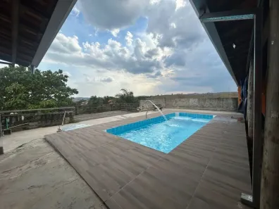 Fazenda/Sítio com 3 Quartos à venda, 200m² no Vila Dirce, São José dos Campos