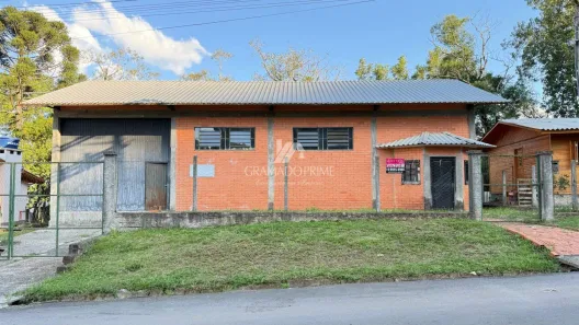 Galpão/Depósito/Armazém à venda, 400m² no Centro, Gramado