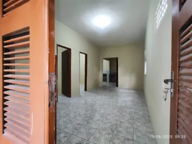 Casa com 3 Quartos para alugar, 100m² no Henrique Jorge, Fortaleza