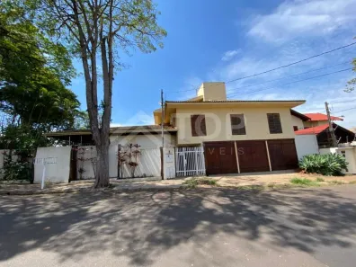Casa com 5 Quartos para venda ou aluguel, 547m² no Parque Santa Mônica, São Carlos
