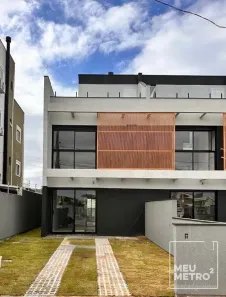 Casa com 3 Quartos à venda, 201m² no Ingleses do Rio Vermelho, Florianópolis